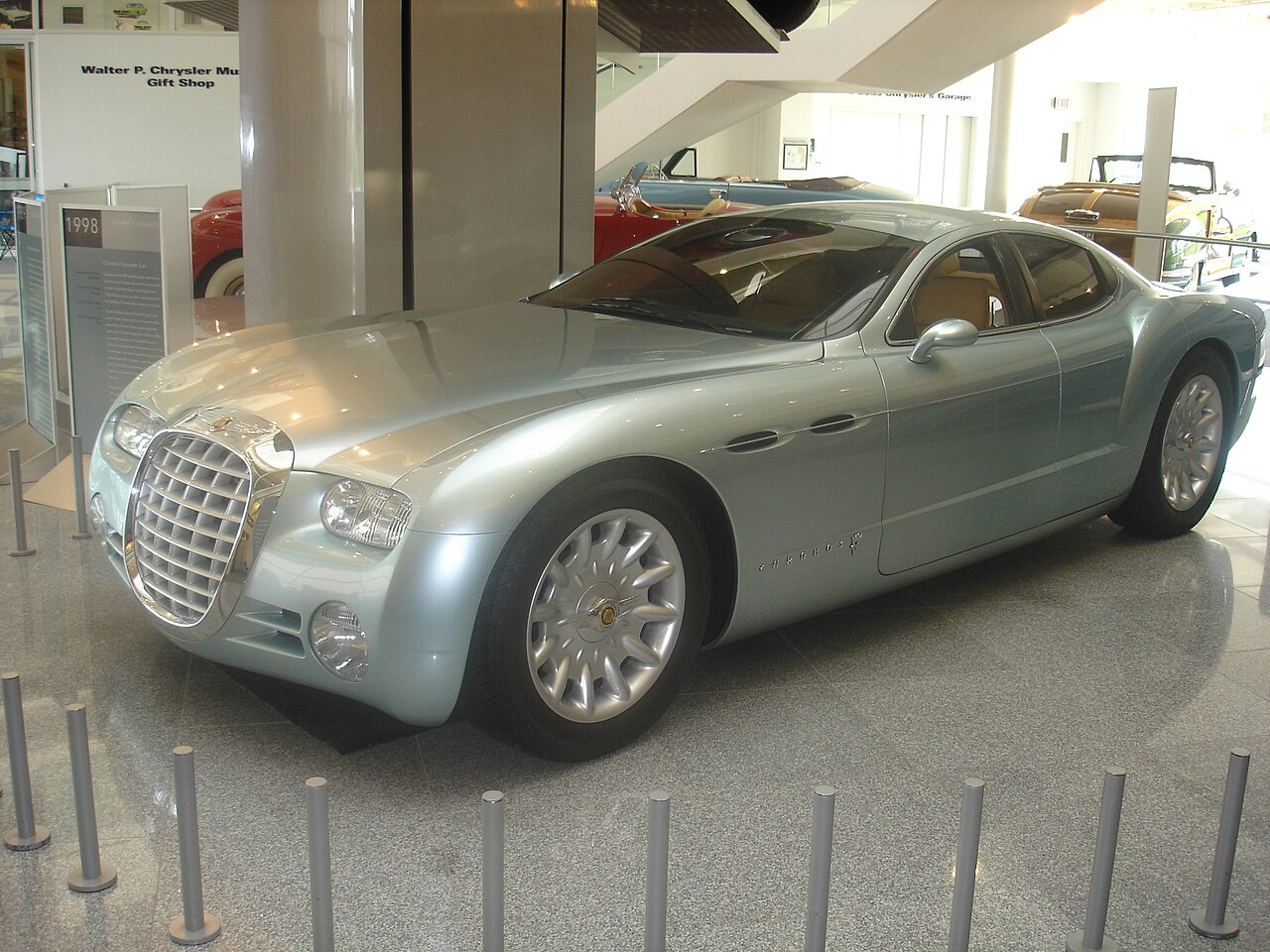 300C