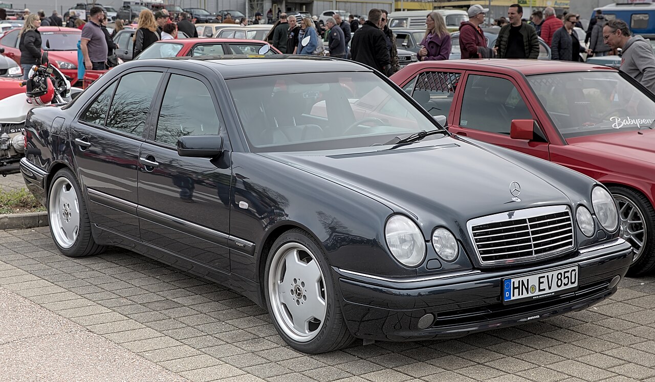 W 210