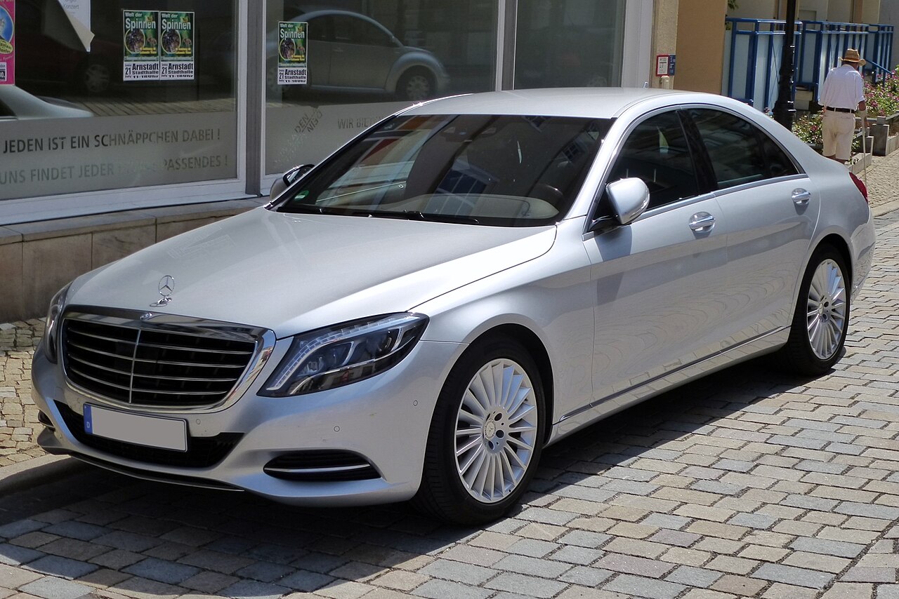 W222