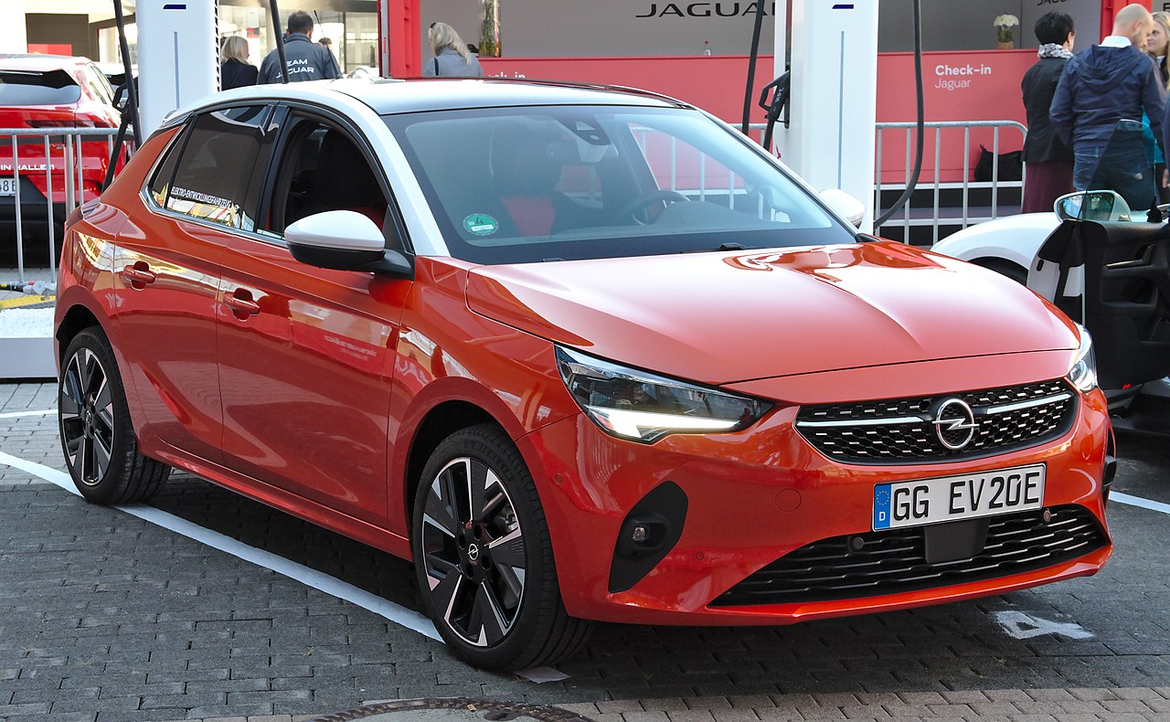 Corsa E